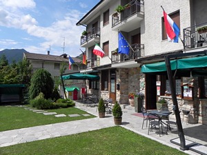 Hotel Trois Etoiles - Ristorante Ca di Rous
