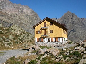 Rifugio Genova Figari